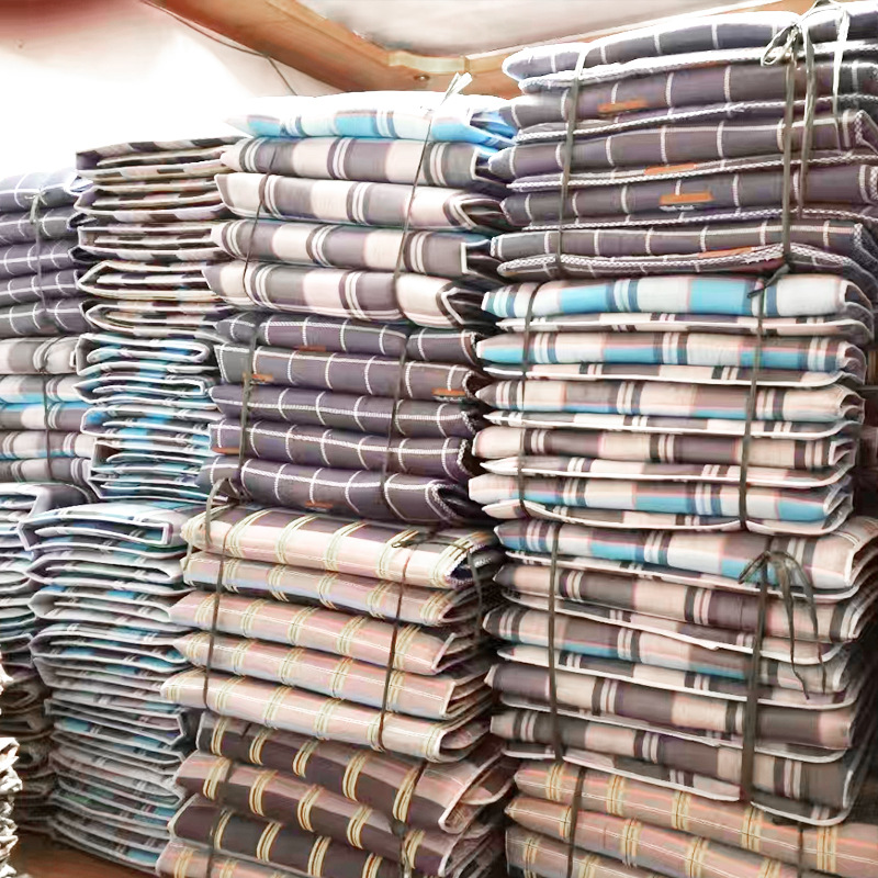 Оптовая продажа утолщенного одеяла в клетку, зимнее одеяло для студентов в общежитии, защитное одеяло для рабочих-мигрантов