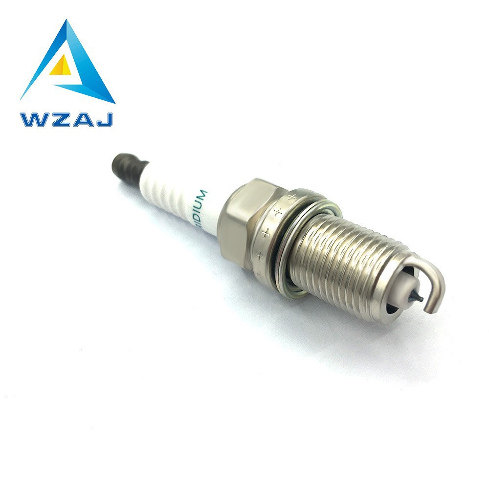 90919-01210 spark plug SK20R11 applicable to Camry spark plug