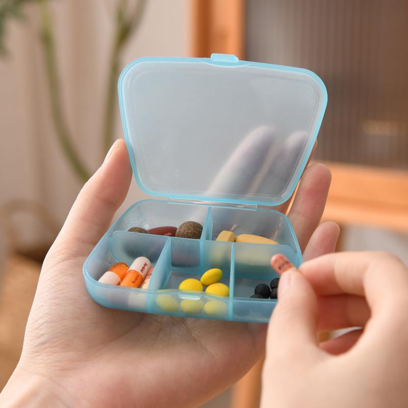 The new 5-square small pill box pill box portable packaging storage box rocker accessories can be printed logo