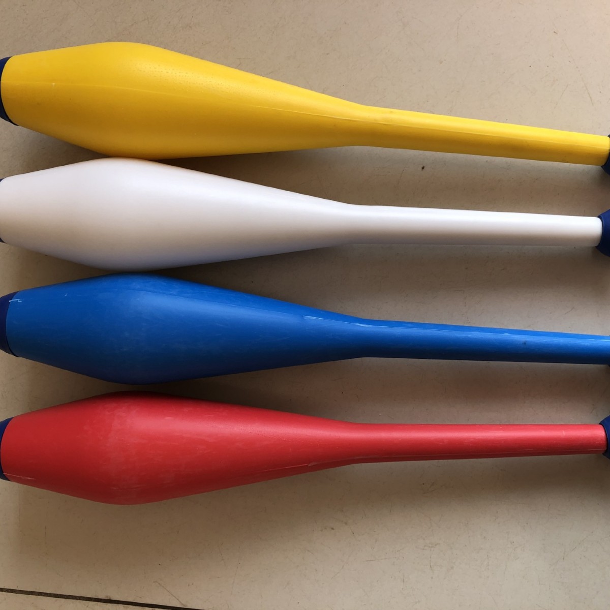 Swing Stick / Acrobatic Stick, Clown Handicraft Special, Acrobatic Practice Props, Professional Juggling Performance Stick