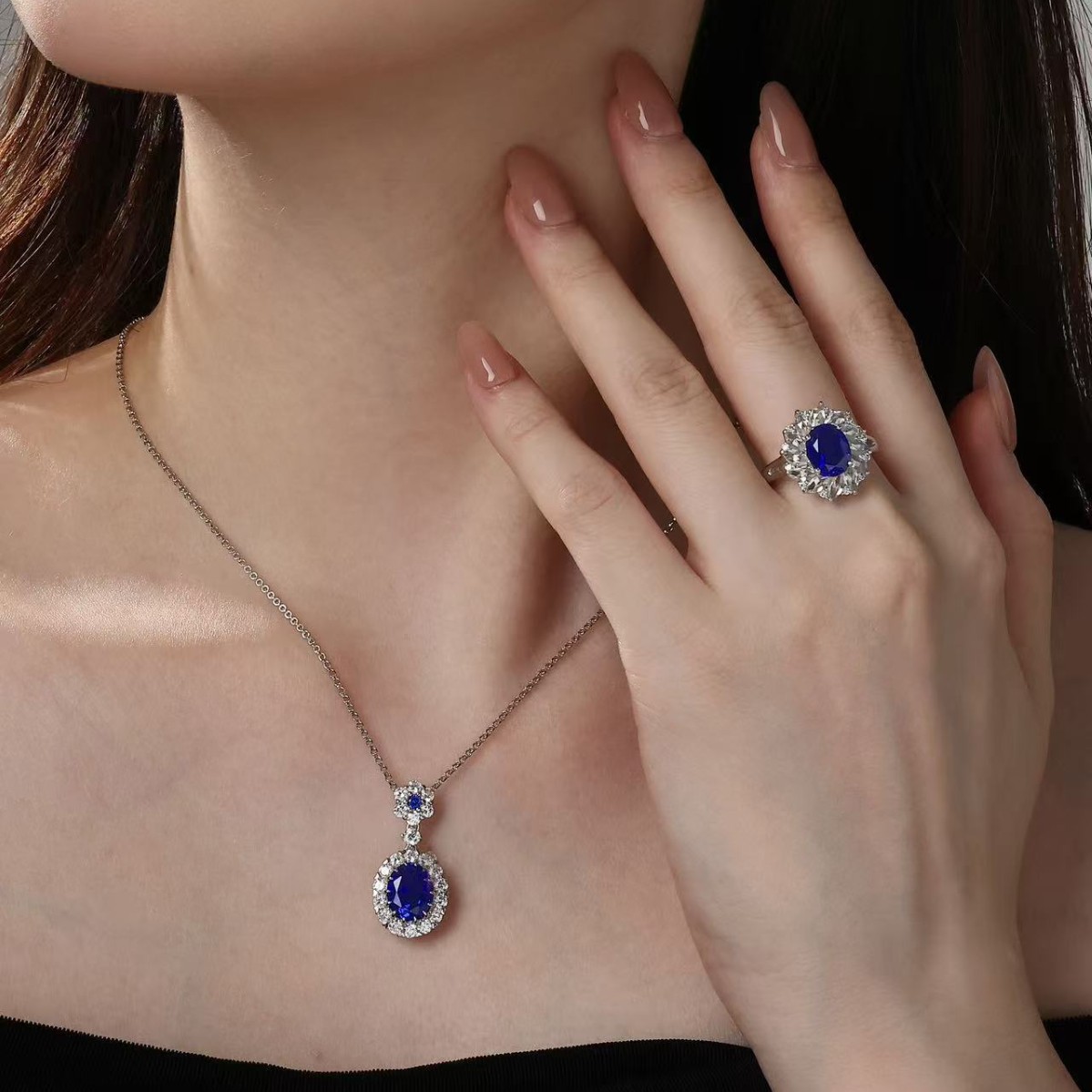 5 Carat Cultured Sapphire Princess Classic Necklace S925 Silver Finely Inlaid Pendant Elegant Stone Colored Sapphire Royal Blue