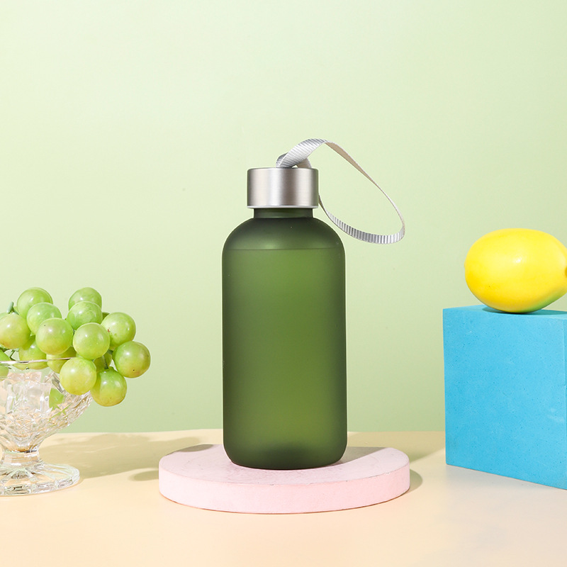 Promotional tritan water bottle 650ml/500ml/1000ml portable plastic cup outdoor sports kettle space Cup