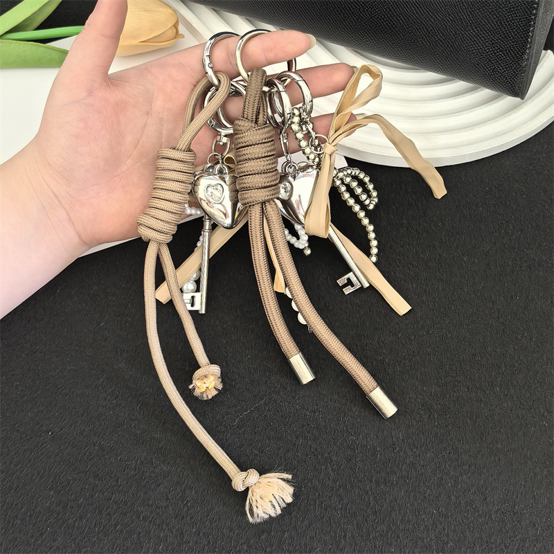 Ins New Leather Bow Heart Pendant Luggage Keychain Hanging Chain Accessories Single Buckle Tassel Pendant Accessories