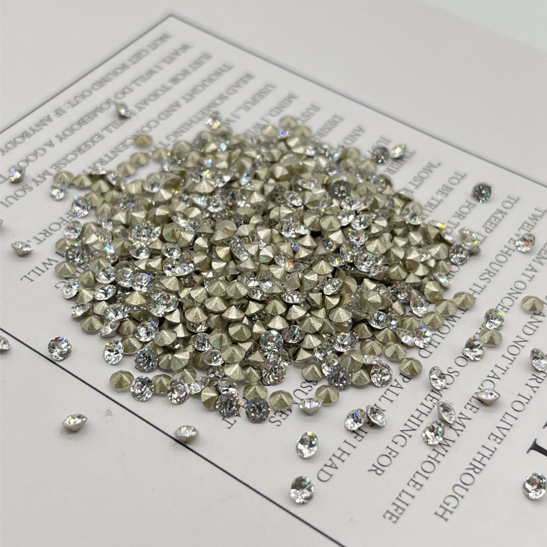 33 Cut Pointed Bottom Round White Size Imitation China 1:1 Red Riding Book Explosions Clothes and Hats diy Jewelry Material