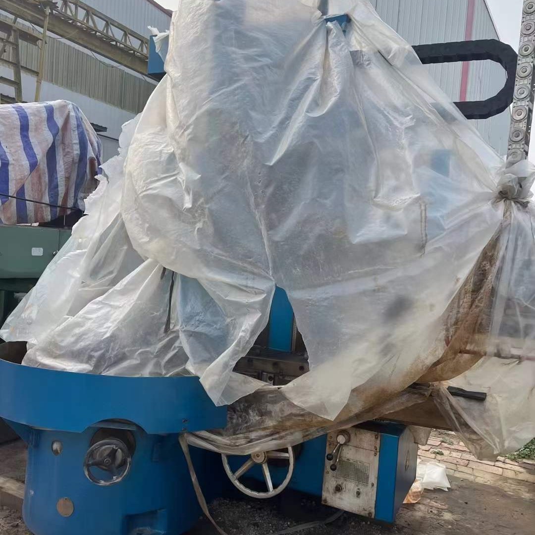 Передача б/у токарного станка Qizhong Ca5112Ex10-5 с одним колонным вертикальным столом диаметром 1.01 м