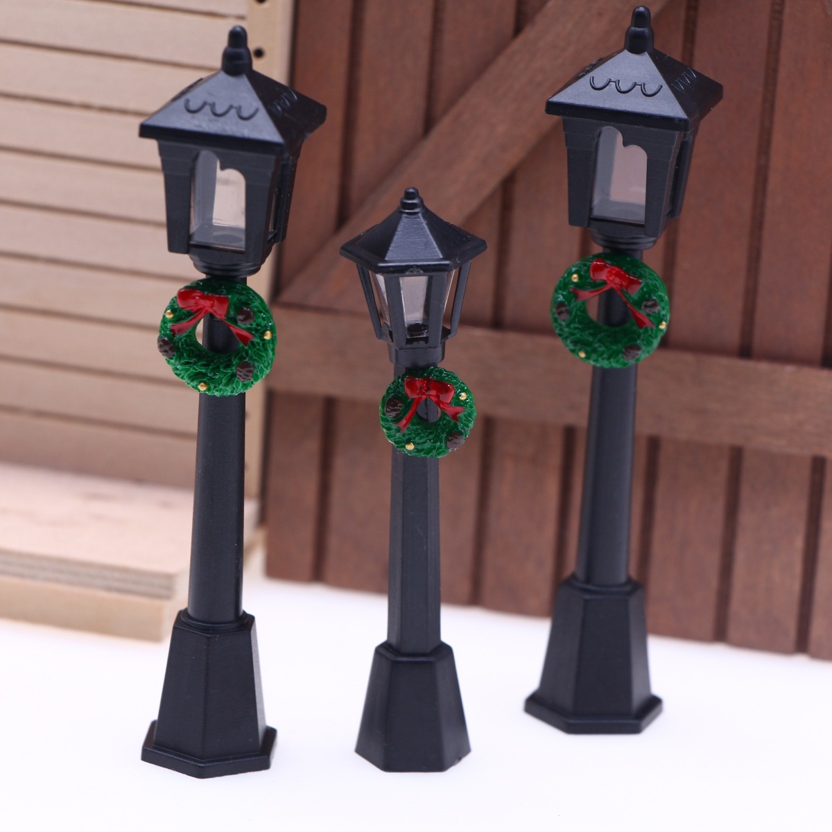 Doll House Christmas Gate Mini Simulation Garland Street Light BJD Micro Landscape Scene Props Decorative Model Accessories