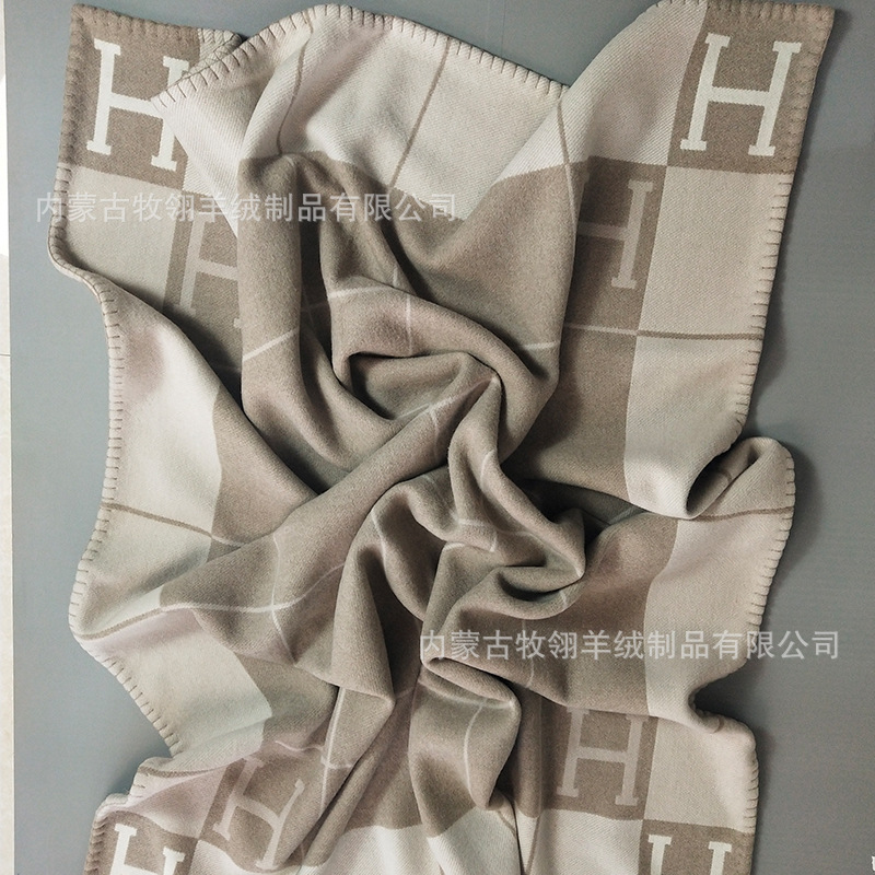 Heavy Weightweight 2024 Newly Upgraded High-Quality Wool Cashmere Blanket H Letter Jacquard Wool Blanket Cover Blanket Large Size
