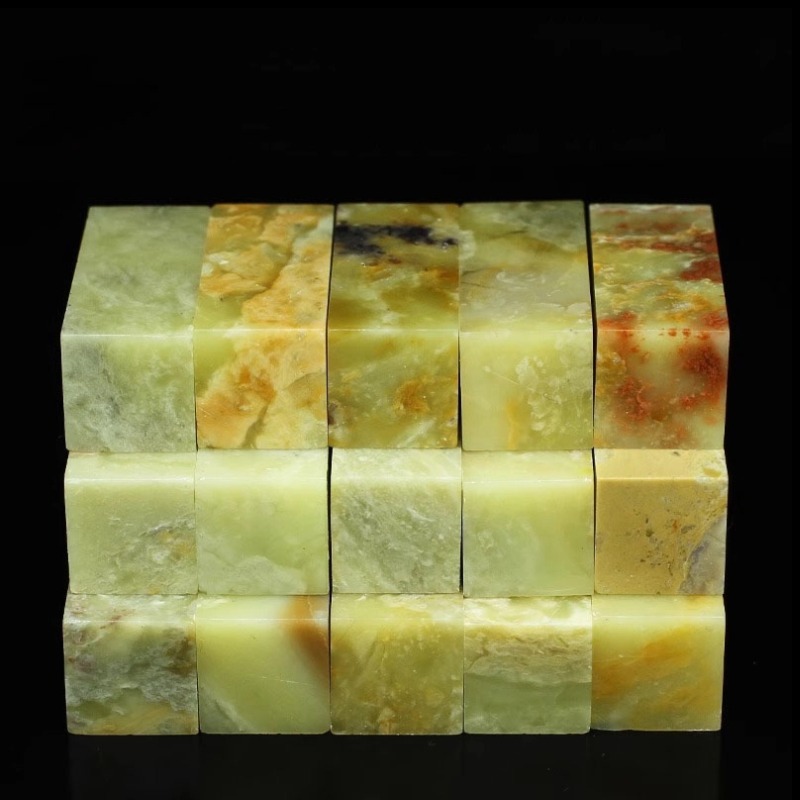 Qingtian stone seal 2*2*5CM stone seal material seal stone stone carving stone seal material a generation of hair