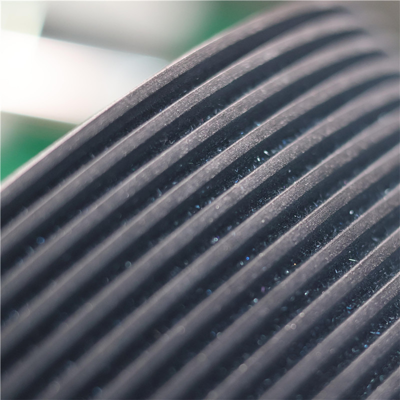 Manufacturer Car Transmission Belt / Multi Wedge Belt / PK Belt 8pk2410 90916-02680 EPDM Belt