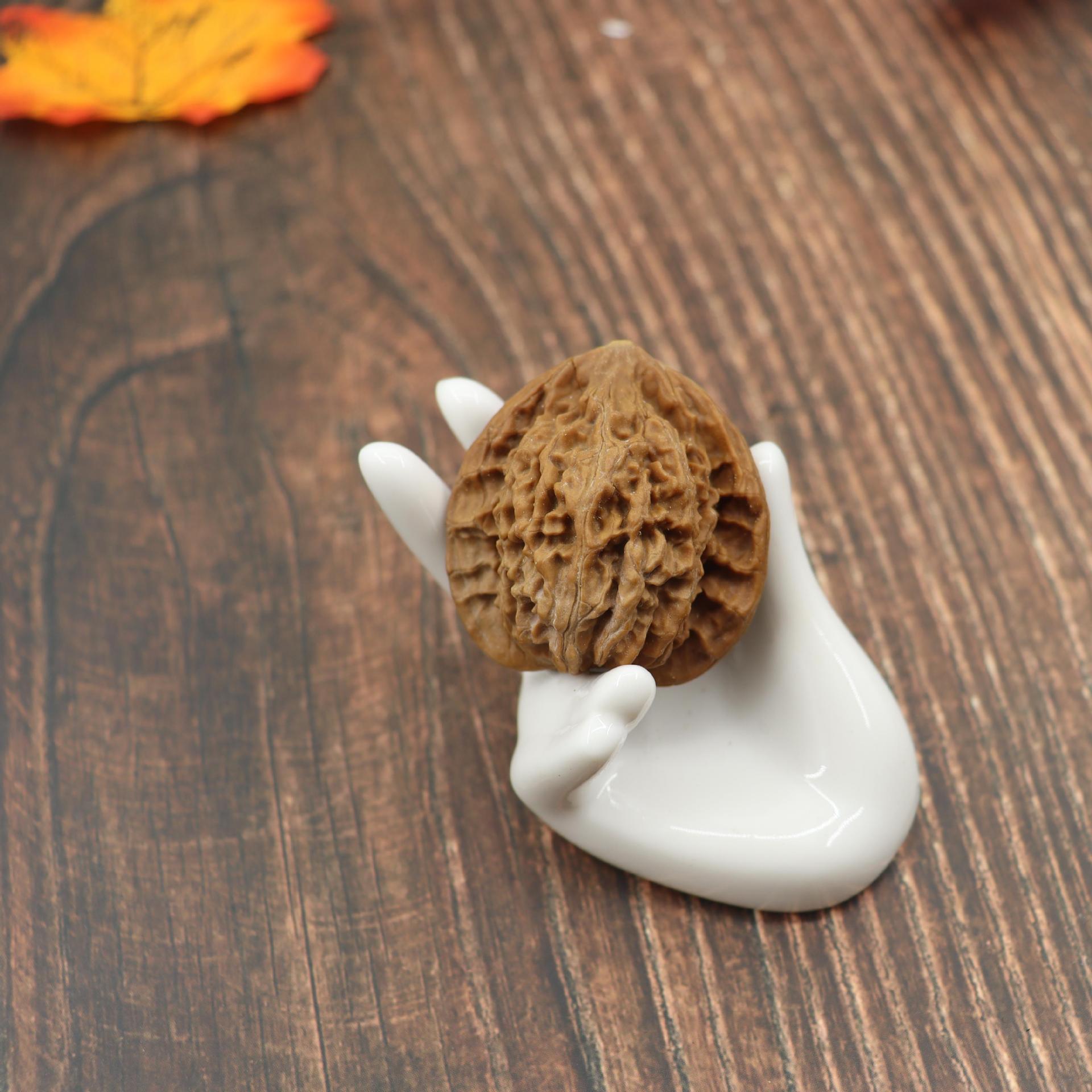 Old man Wen play walnut hand handle ornaments matching walnut activity finger old man exercise supplies in stock wholesale