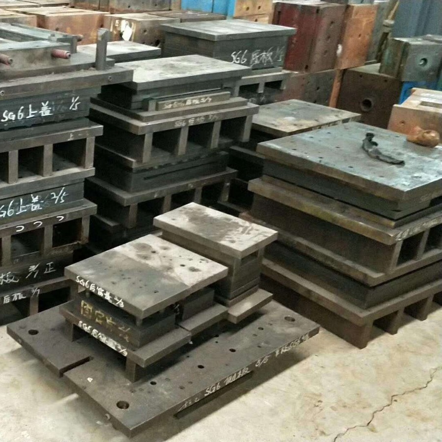 Dongkeng Recycles Waste Molds, Long-Term Recycling of Plastic Molds, Hardware Molds, Copper Molds, Aluminum Molds, Etc. Cash Settlement