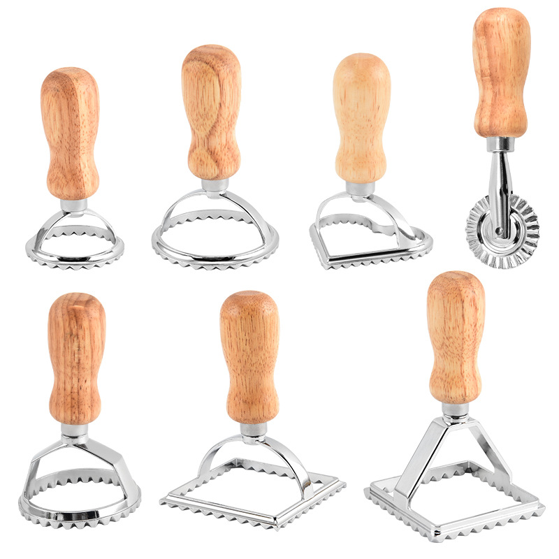 New zinc alloy biscuit mould cross-border Christmas creative baking utensils biscuit mould household wholesale