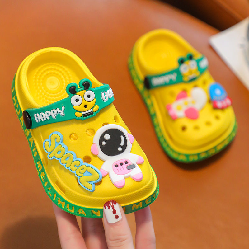 Children's Slippers Summer Girls' Cute Cartoon Indoor Soft-soled Non-slip Boys' Baby's Household Baotou Sandals Hole Shoes