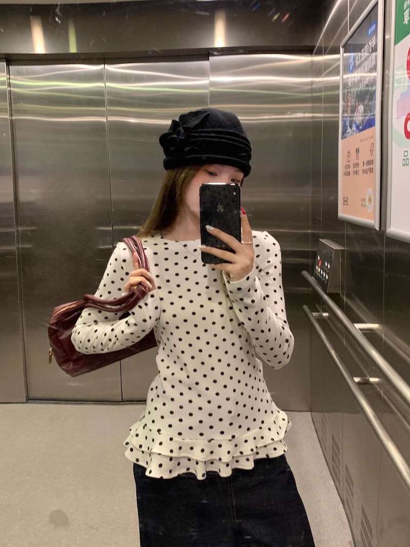 Фабрика, в наличии, сладкий стиль, белая рубашка с волнистыми точками, длинный рукав, весна, рюши, облегающий верх