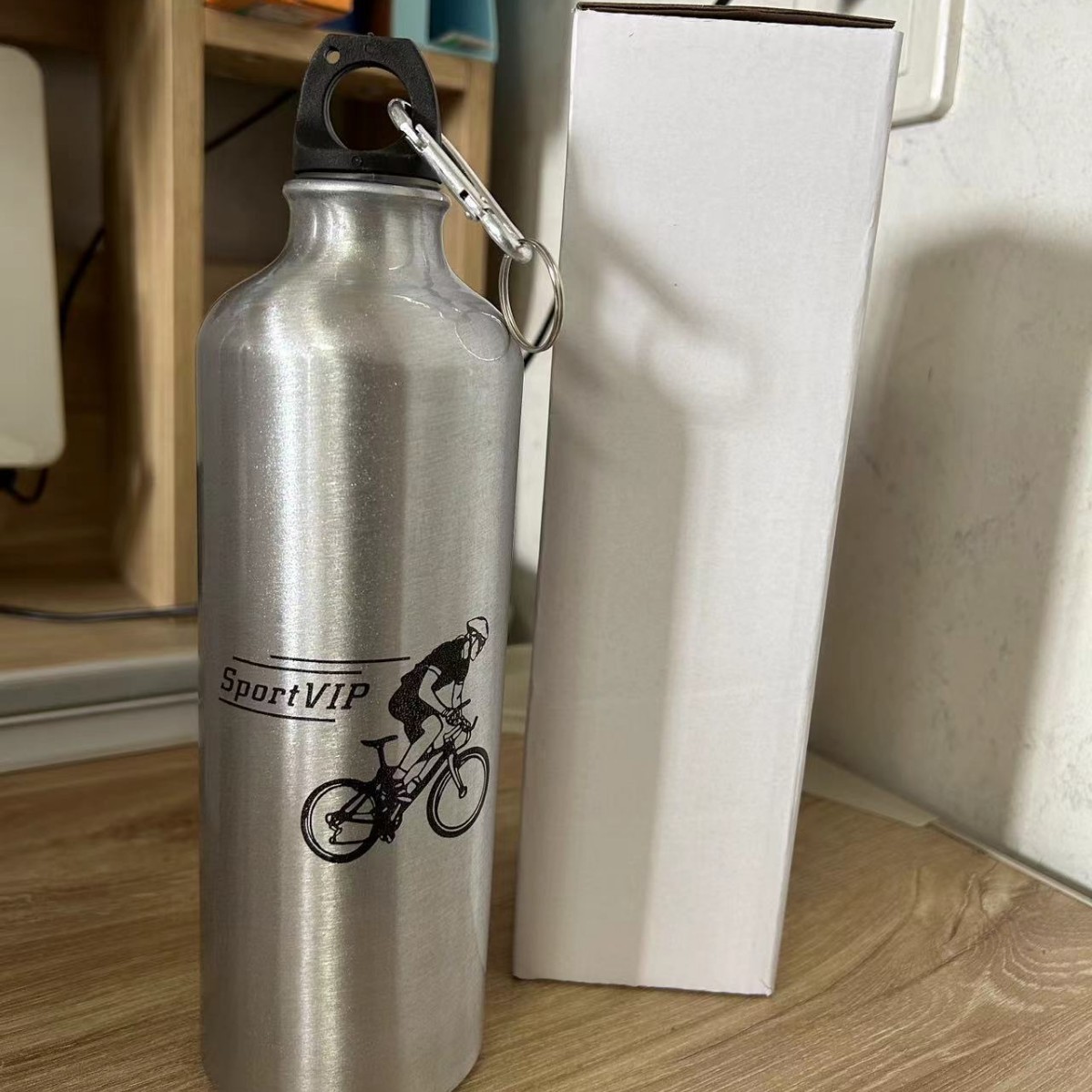 Aluminum kettle boxed direct supply single-layer aluminum Cycling Bicycle kettle sports kettle aluminum kettle can be customized LOGO