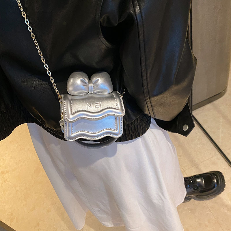 Autumn New Korean Version Mini Shoulder Bag for Children and Girls Bow Chain Crossbody Small Bag Family Bag Women's Bag