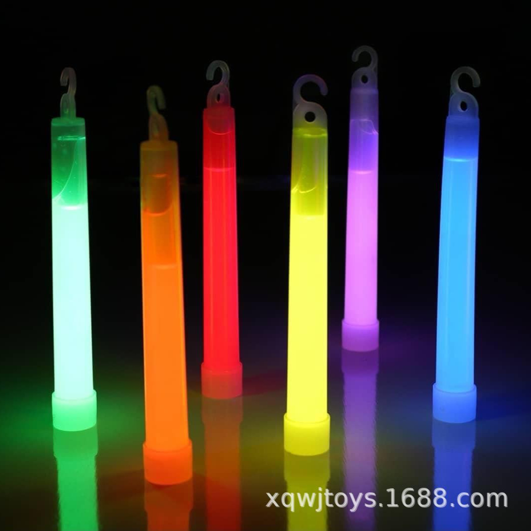 Popular Russian Military Lighting Fluorescent Stick Camping Style Camping Style Emergency Lighting 6inch Cold Light Source with Hook