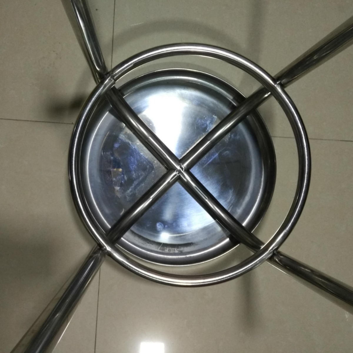 Stainless Steel Round Stool, Large Stool Surface, Thickened Four-Legged Round Stool, Outdoor Steel Chair, Dust-Free