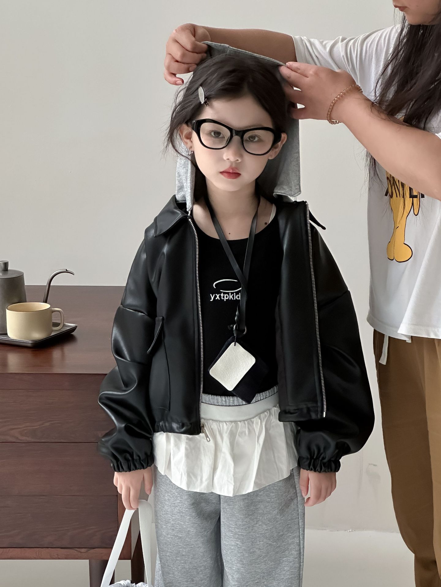 Children's Jacket 2025 Autumn Style Kids' Hooded Detachable Pu Leather Jacket for Young Boys and Girls Leather Jacket Top