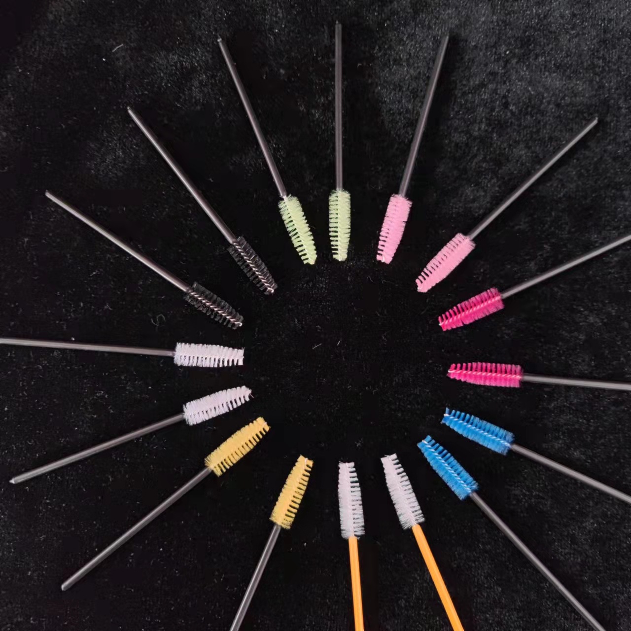 Disposable eyelash brush eyelash roll eyelash comb grafting eyelash tool color brush manufacturers batch