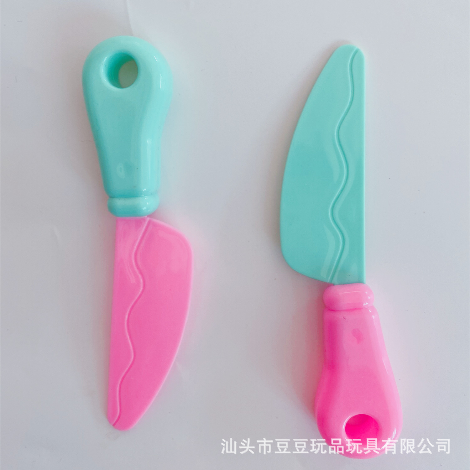 Simulation play house cut music toy knife children plastic fruit knife children play house accessories factory direct