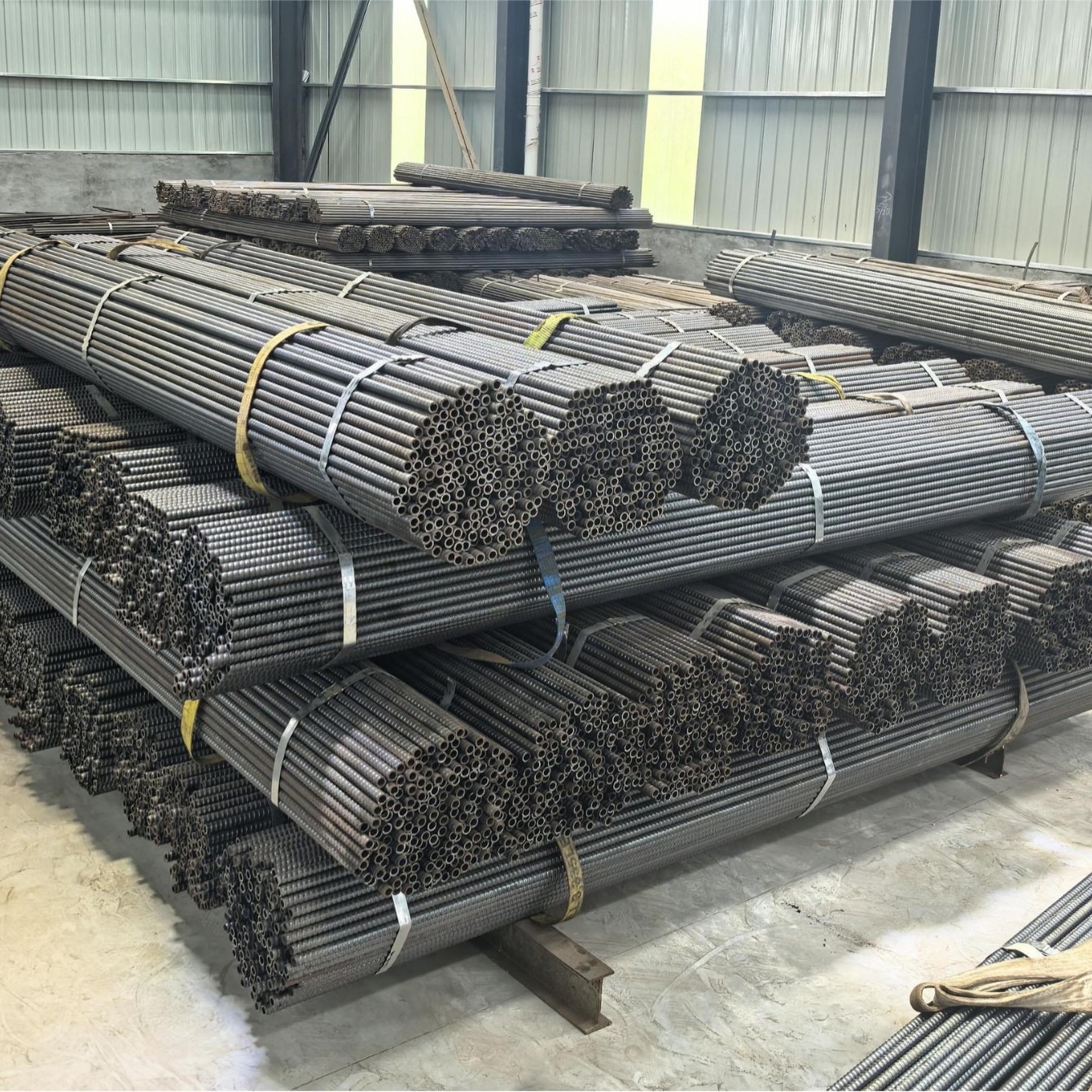 Hollow anchor tunnel material slope protection hollow grouting anchor self-advancing hollow anchor