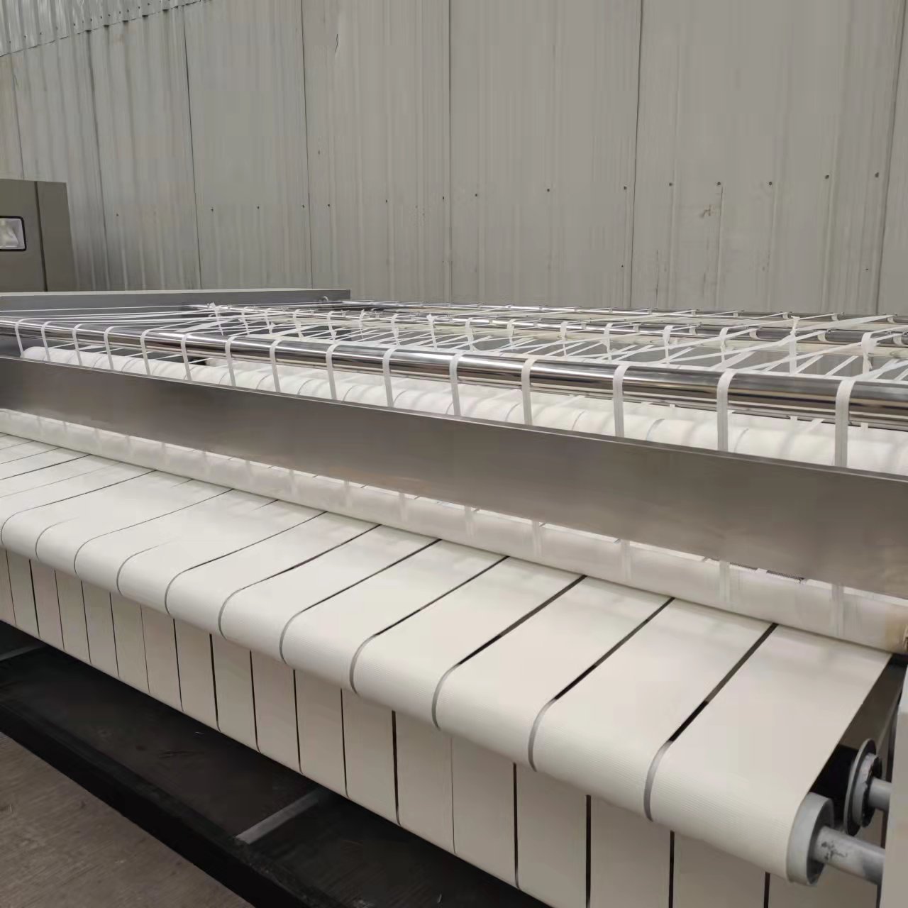 Hotel Linen Ironing Machine, Bed Bed Sheets and Quilt Drying and Ironing Machine, Laundry Room Industrial Ironing Machine Equipment