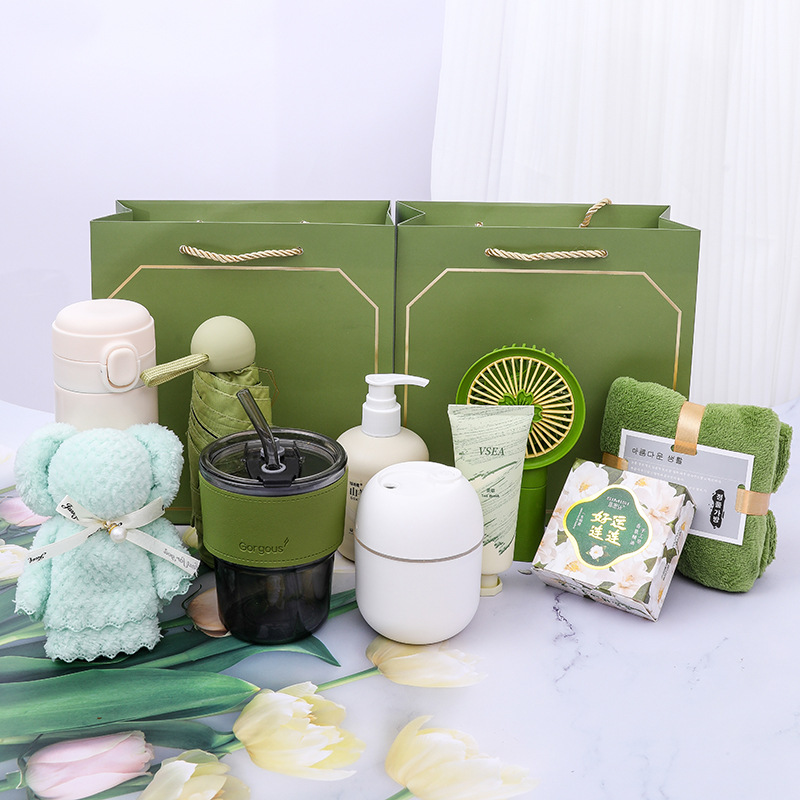 Business Practical Small Gifts Wedding Niche Senior Birthday Gifts Company Group Building Best Man Female Bridesmaid Accompanying Gift Box