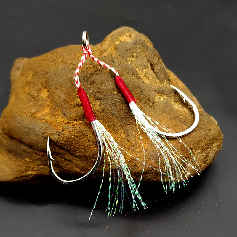 яркий крючок из проволоки с барбами Luya