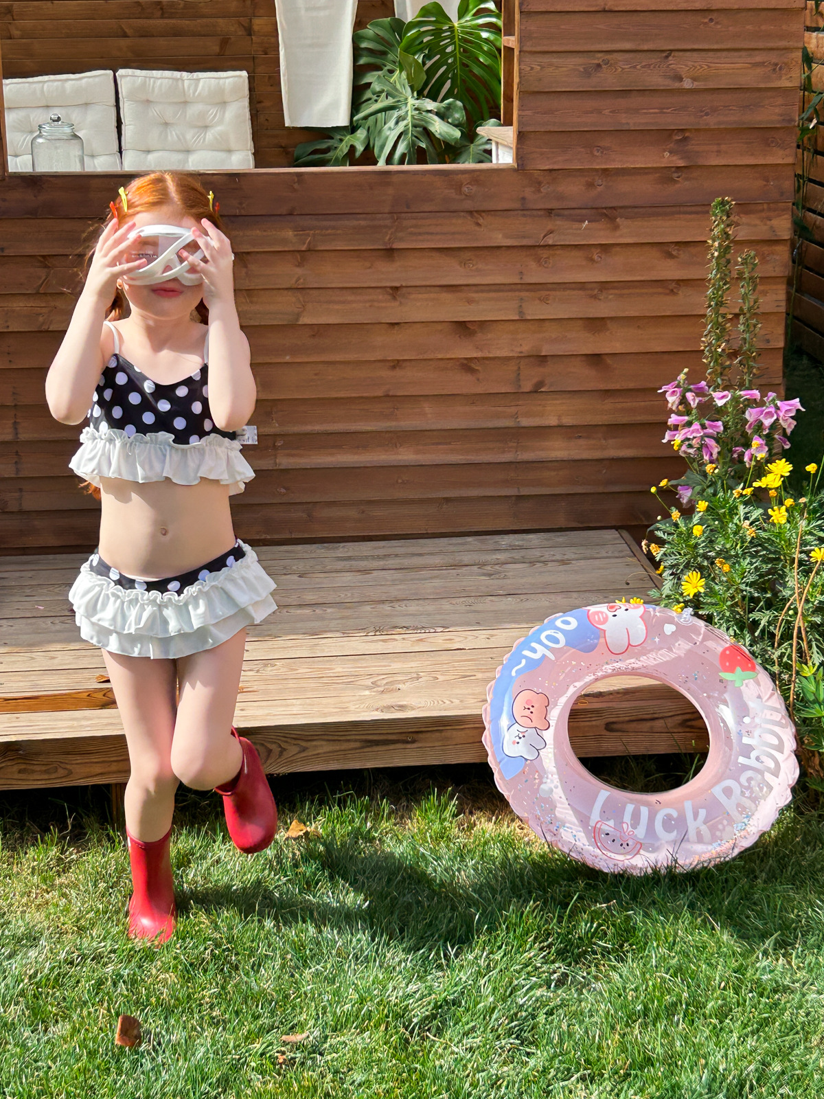 2025 New Kidsren's and Girls' Summer Korean Style Hot Spring Suit Polka Dot Bikini Suspender Little Girl Swimsuit Suit