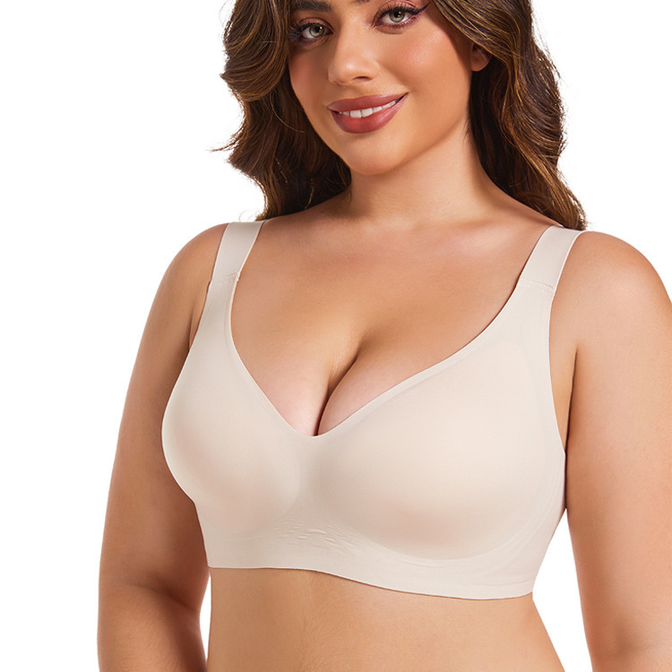 Foreign Trade Soft Support Big Chest Underwear Women's Traceless Deep V Thin No Steel Rings Bra Push-up Comfortable chubby girl Bra