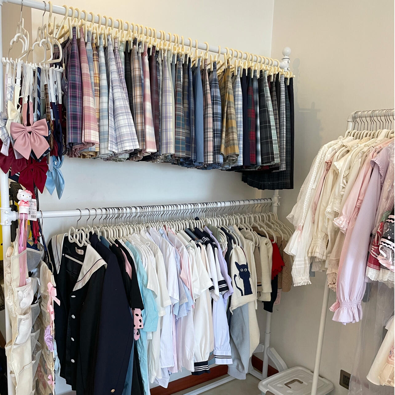 Lolita Princess Clothes Hanger Storage Rack Hanging Clothes Drying Rack Double Pole Floor Skirt Jk Uniform Bow Coat Rack