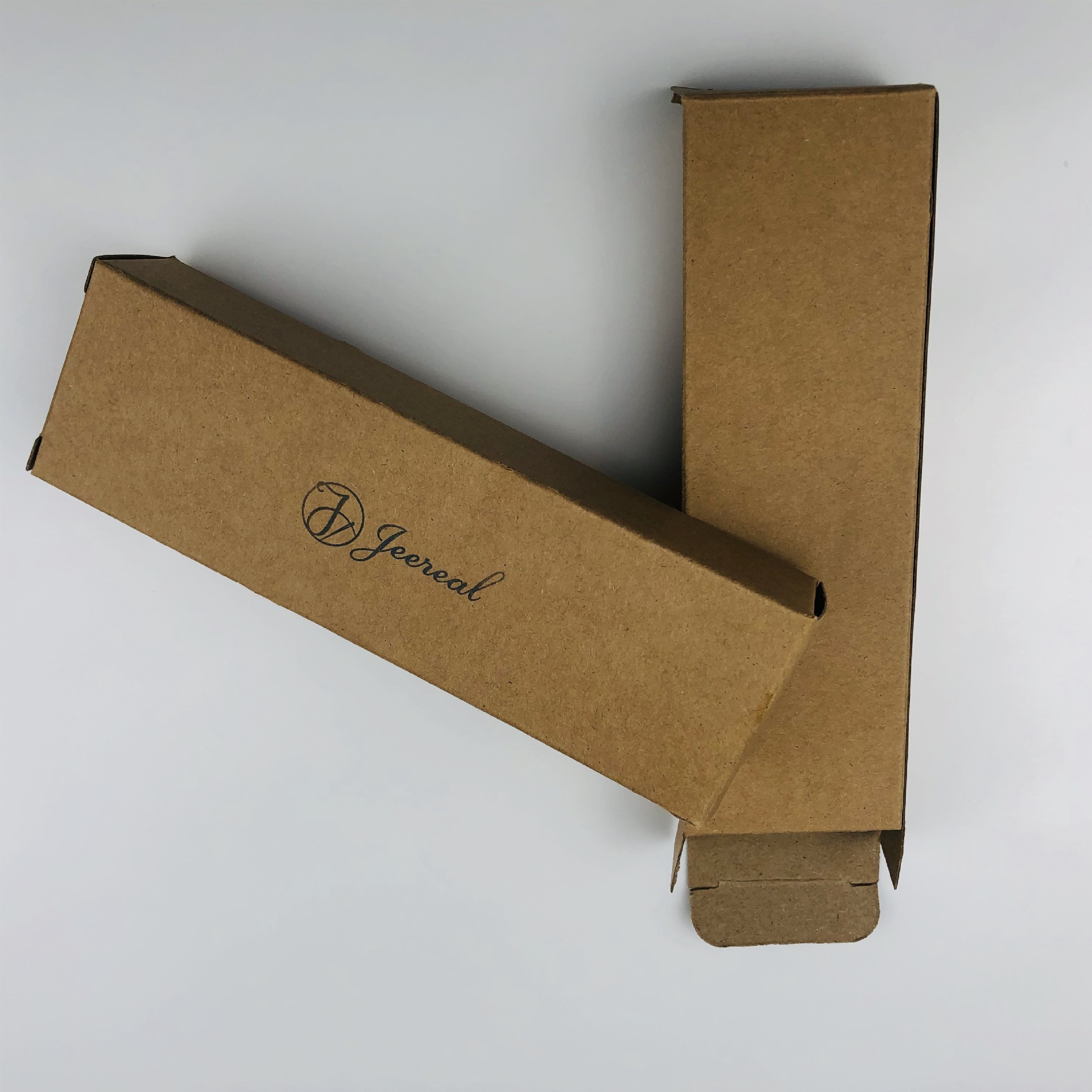 Двусторонняя коробка из крафт-бумаги 400г, супер жесткая, износостойкая, прямые продажи от производителя