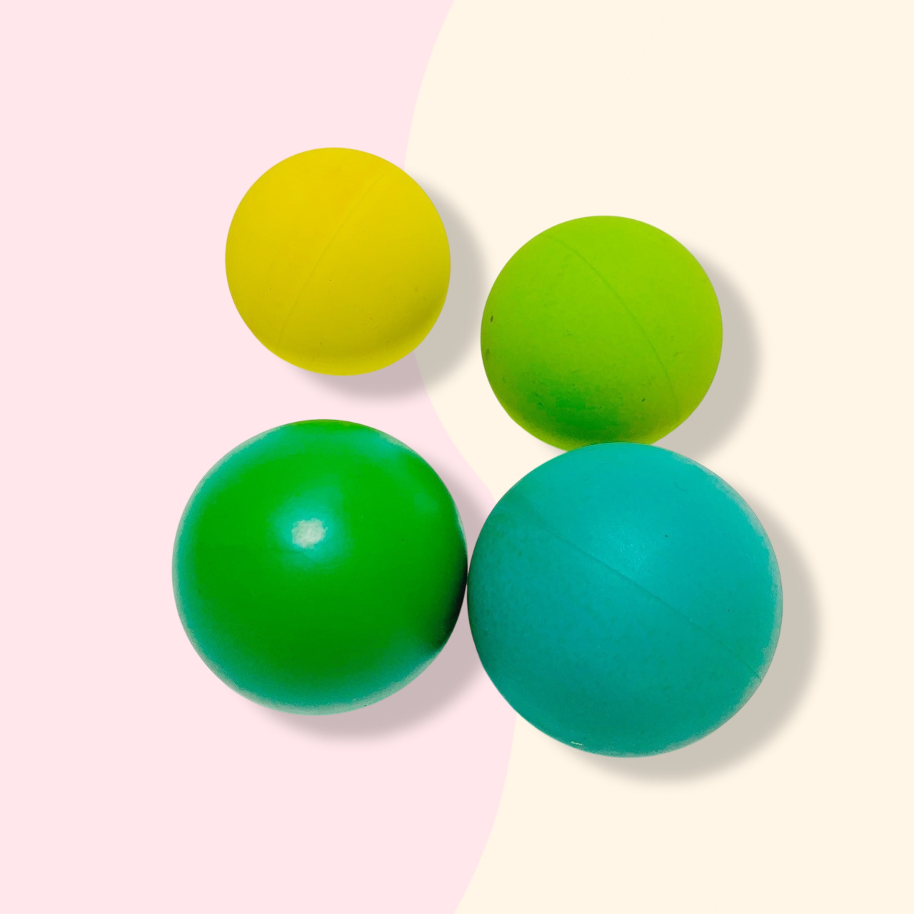 Rubber ball 5.5cm American Standard squash rubber hollow ball wall thickness 5MM high bounce massage sports handball