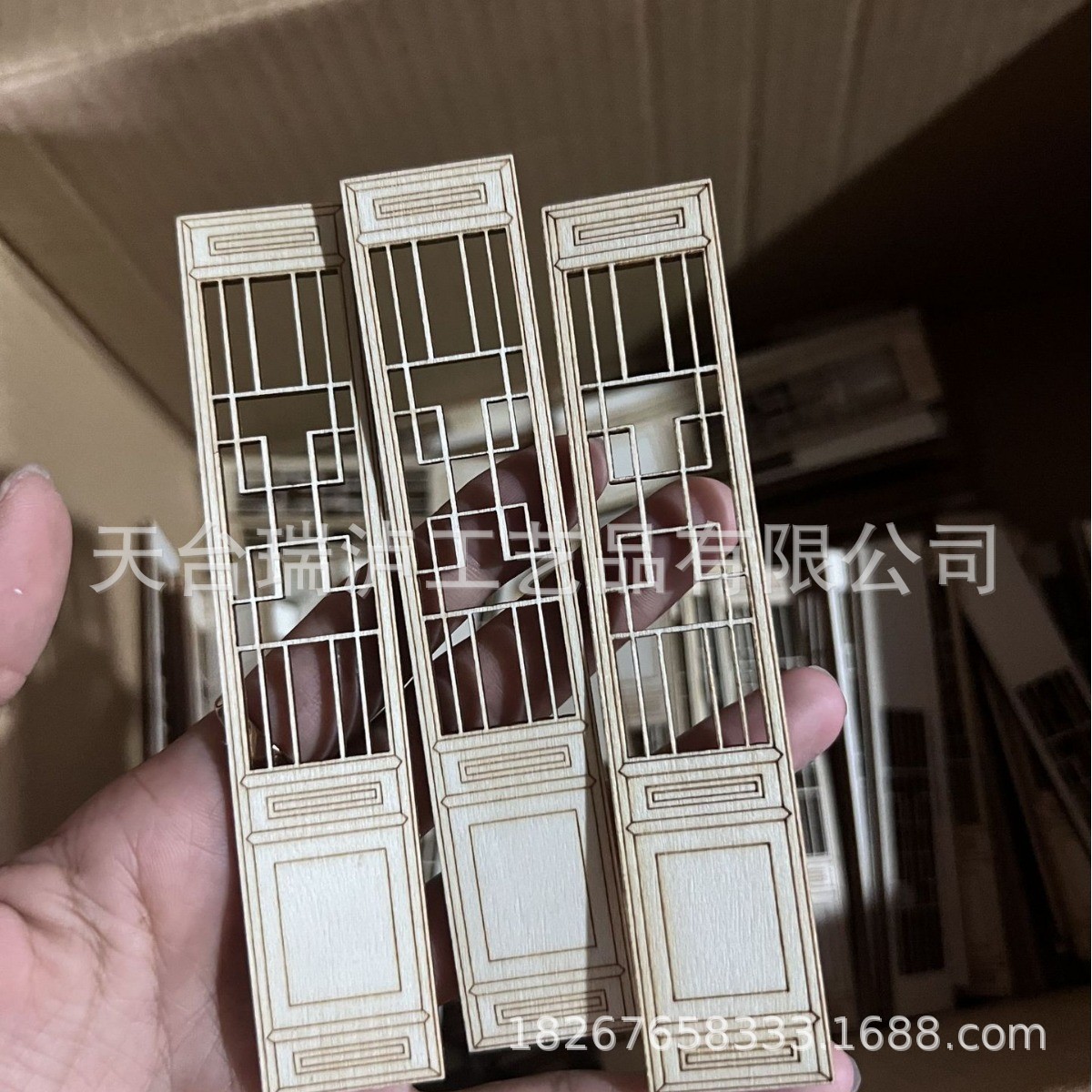 Chinese Style Screen Wooden Vintage Building Sand Table Material Model Mini Furniture Door and Window Partition Miniature Landscape Ornaments