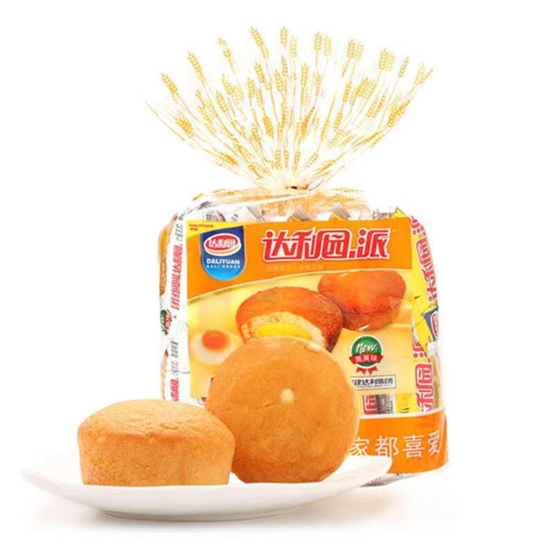 Free shipping supermarket convenience store snacks wholesale casual snacks Dali garden soft bread egg yolk pie Swiss roll pastry
