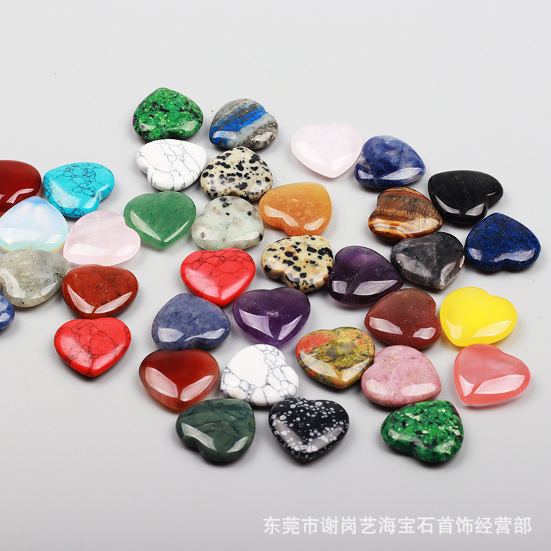 Cross-border explosions natural crystal 20mm heart-shaped love natural stone ornaments gem wholesale crystal stone jewelry