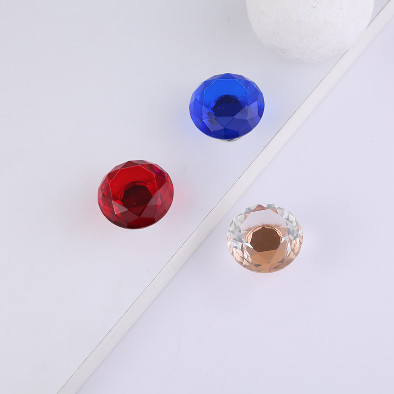Factory wholesale Nordic modern simple wind diamond type single hole crystal handle shoe cabinet glass handle furniture accessories