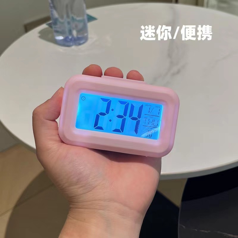 2024 alarm clock student children smart desktop simple luminous digital desk clock multi-function LCD smart clock wholesale