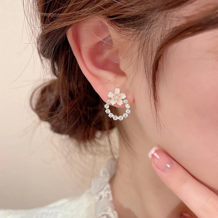 S925 Silver Needle Korean Style Pearl Earrings Simple Stylish Niche Elegant Earrings Women's High-End New Earrings Wholesale