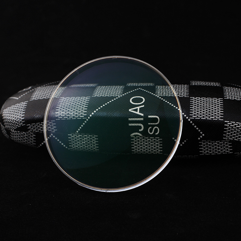 1.56 aspheric resin lens plus hard film Green film myopia lens wholesale