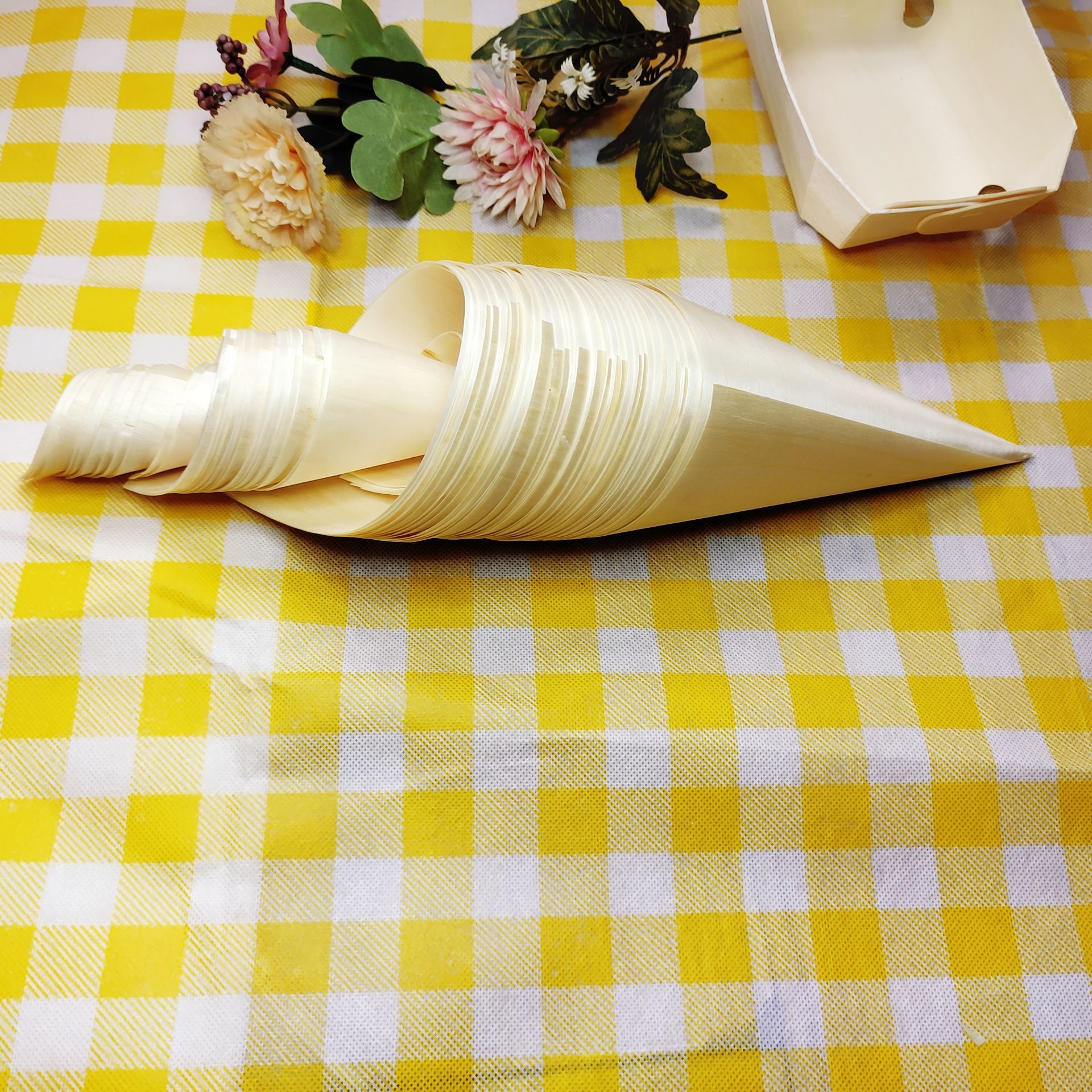 Factory Supply Disposable Wooden Roll Wooden Egg Roll Container Corn Cup Wooden Ice Cream Bucket