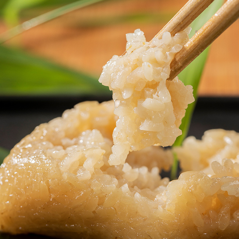 Dragon Boat Festival Rice Dumplings, Egg Yolk and Fresh Meat Rice Dumplings, Vacuum Individually Packaged, Healthy, Delicious and Fragrant White Rice Dumplings