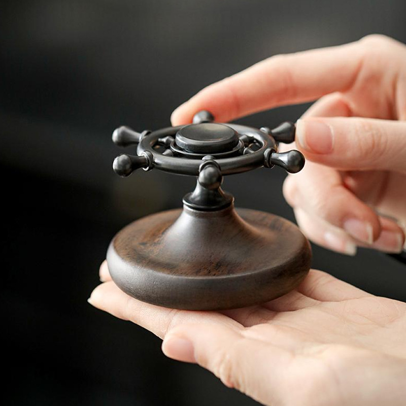 Creative Rudder Ebony Rotating Toy Lid Purple Sand Teapot Lid Bowl Accessories Lid Pot Holder Tea Ceremony Ornaments