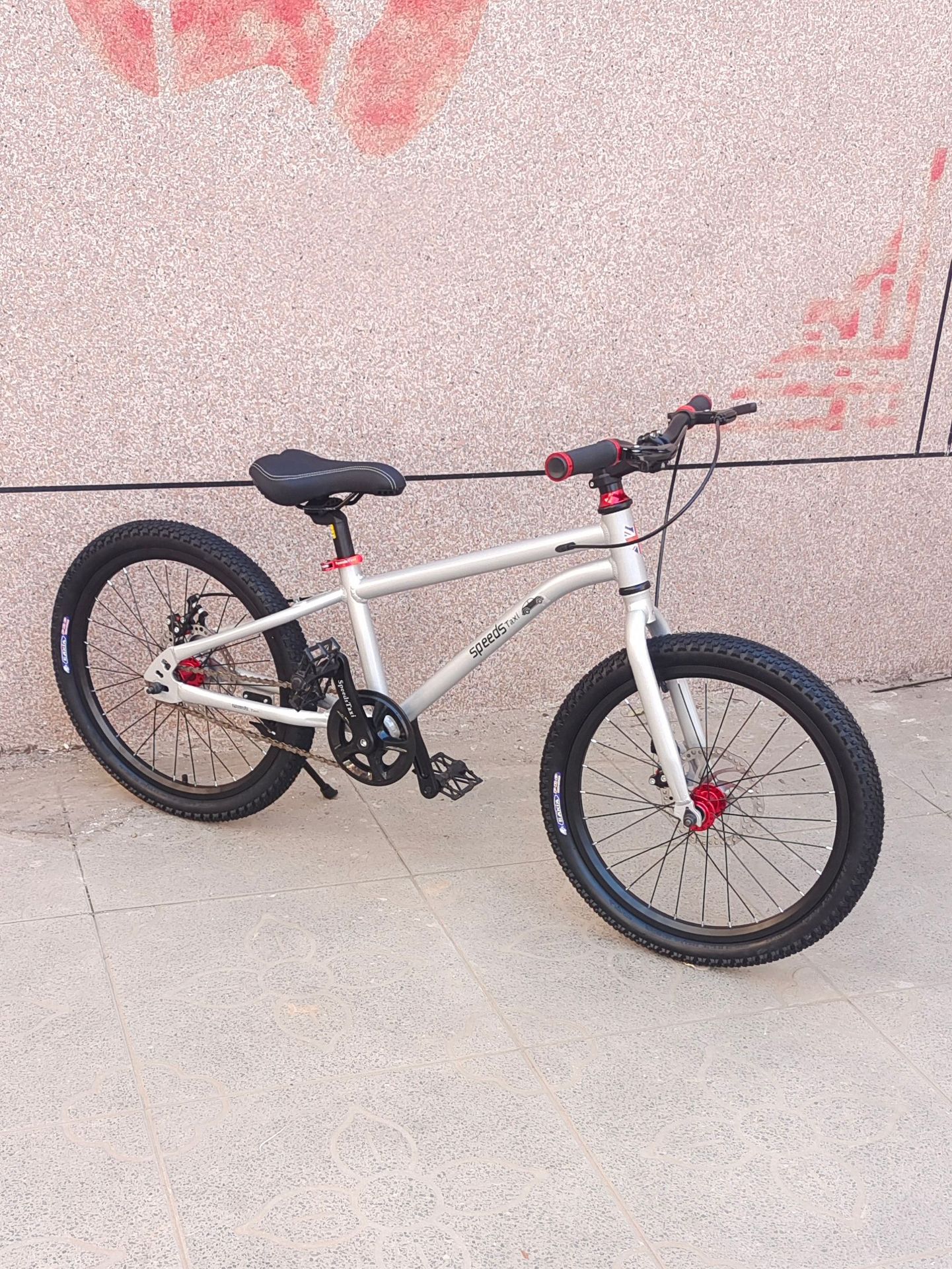 Children's bicycle lightweight aluminum alloy material for children aged 5-12 boys and girls 18-20-22 inch bicycle