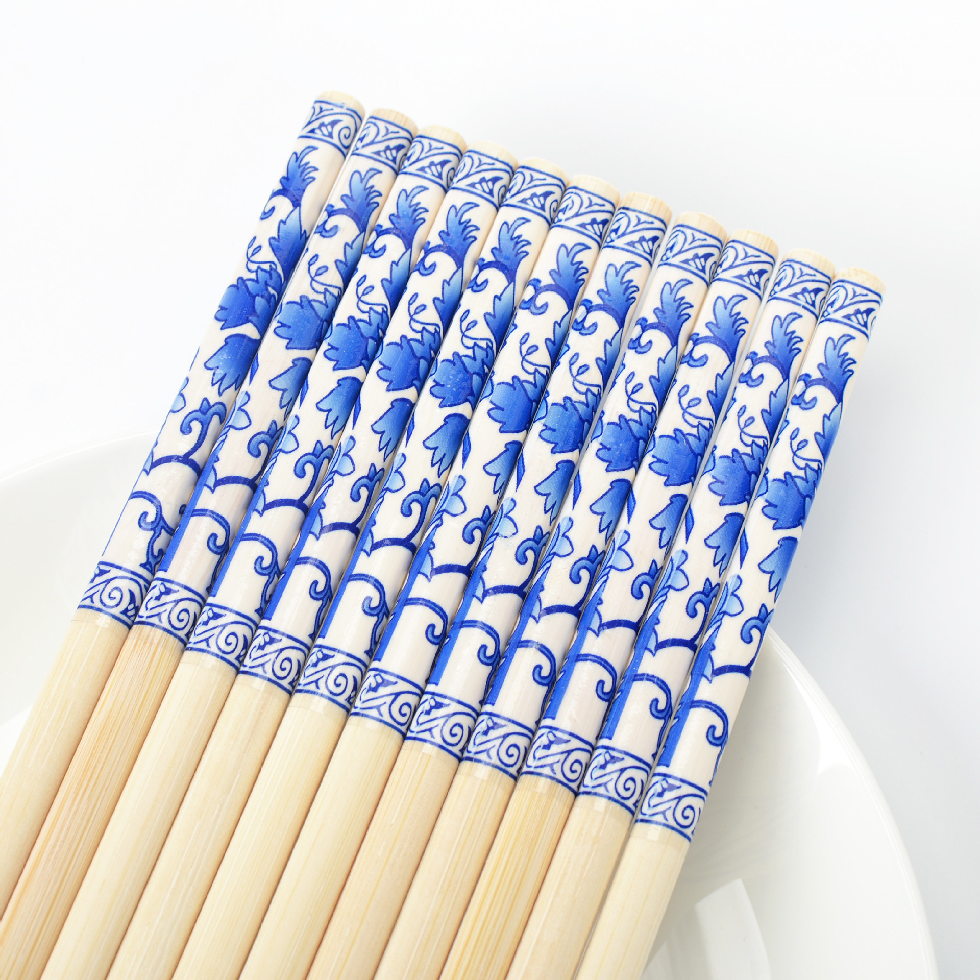 Manufacturer Wholesale Disposable Blue and White Porcelain Convenient Bamboo Chopsticks Restaurant Chopsticks Individually Packaged for Takeaway Packaging and Takeaway