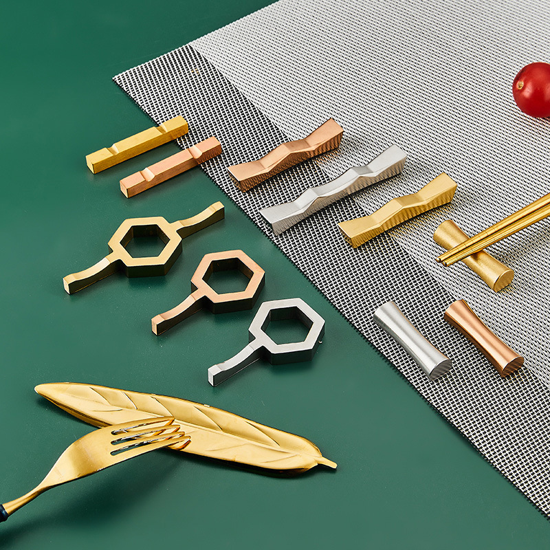 Commercial Restaurant Creative 304 Stainless Steel Gold Public Double Chopstick Holder Pillow Chopstick Holder Spoon Holder Printable Logo Tableware