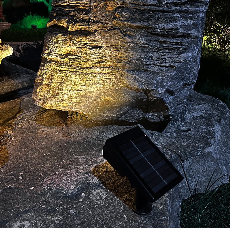 Solar Spotlight Outdoor Garden Lawn Lamp Household Waterproof Floor Light Garden Decorative Landscape Ambience Shining Tree Lamp