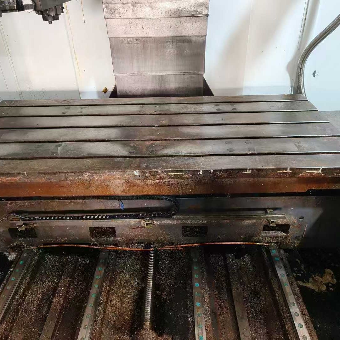 Used T-18L Vertical Machining Center Spindle Diameter 9.5kg Line One Hard