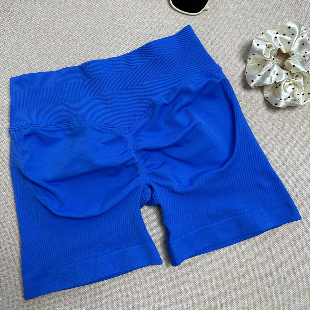 Cross-Border Candy-Colored Three-Section Waist Tight Shorts, Butt-Lifting Seamless Low-Waist Three-Quarter Pants, Fitness Quick-Drying Yoga Shorts